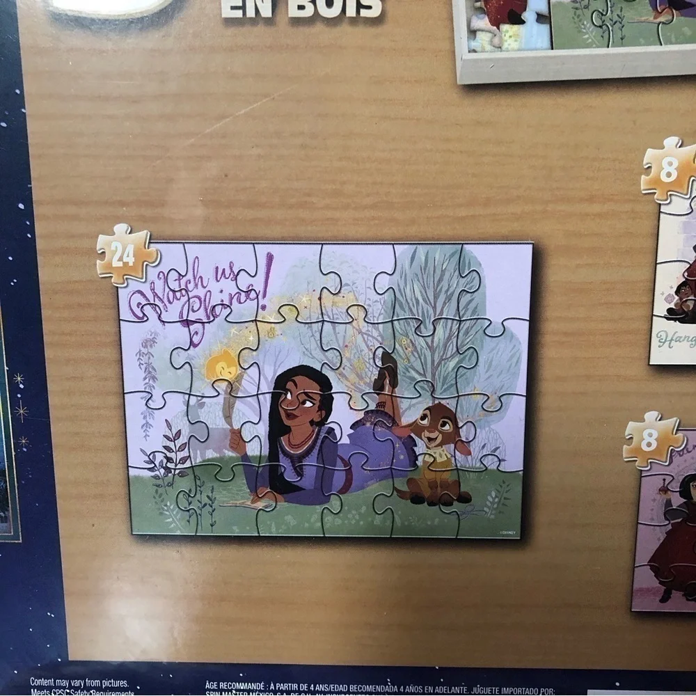 Disney: Wish: set of 5 wood Puzzles with case
